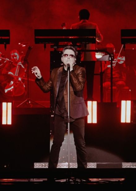 Легендарные хиты Depeche Mode "Enjoy the Symphony": Шоу с оркестром
